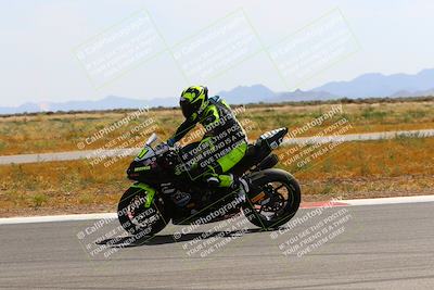 media/Apr-30-2023-CRA (Sun) [[020fcf5d43]]/Race 11-600 Expert Superbike/